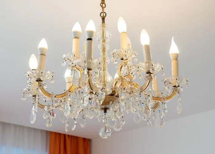 Che Apartment *